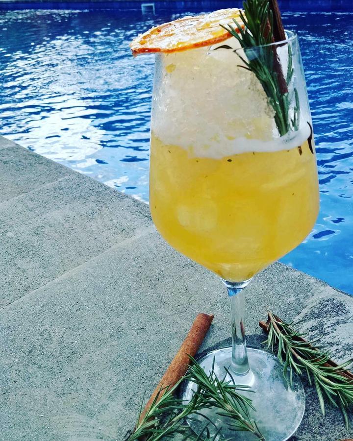 Tiki Bar And More Nusa Lembongan Kültér fotó
